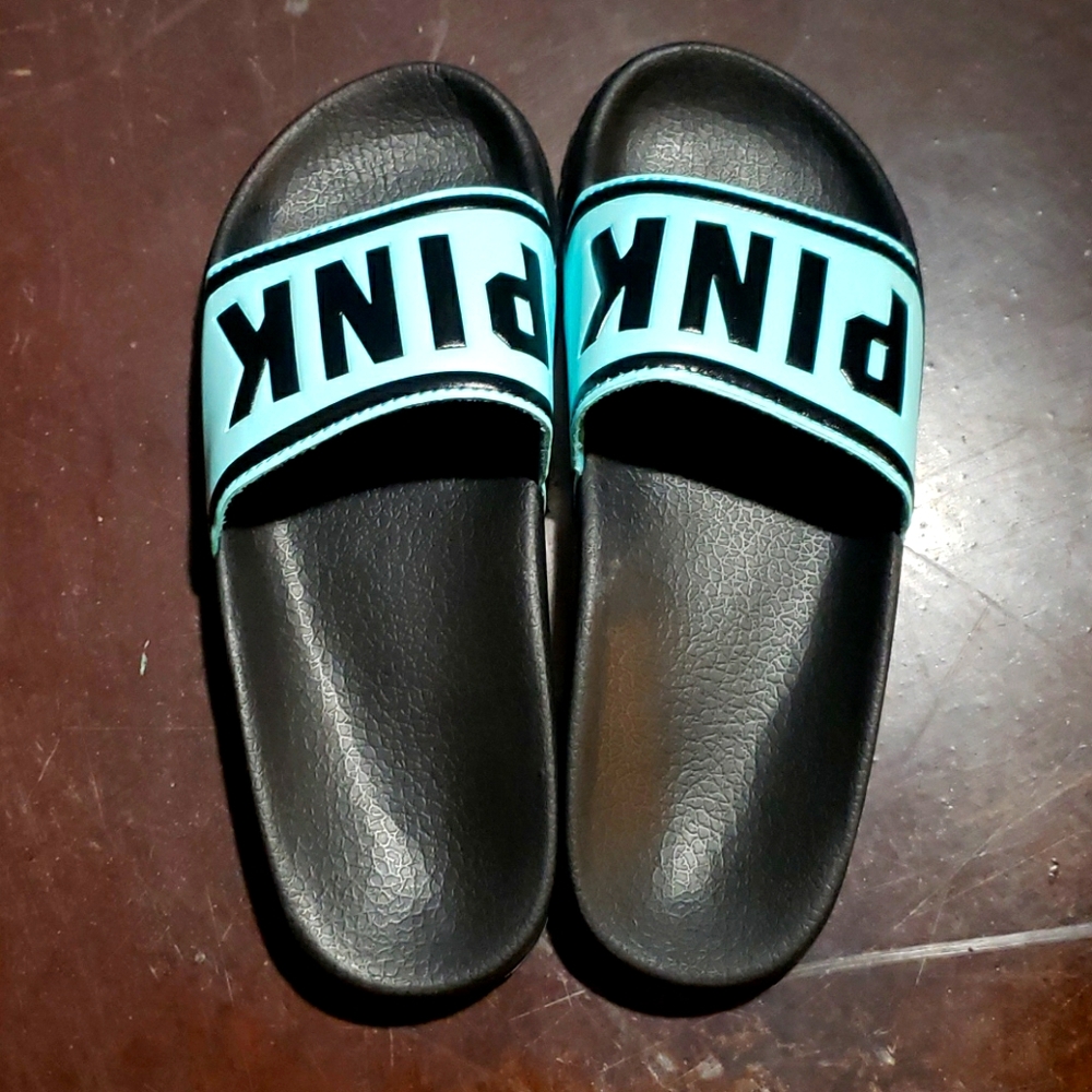 Shoes - Slides